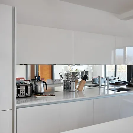 Canning Town By Viridian Apartments London Exterior photo