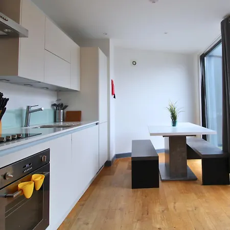 Canning Town By Viridian Apartments London Exterior photo